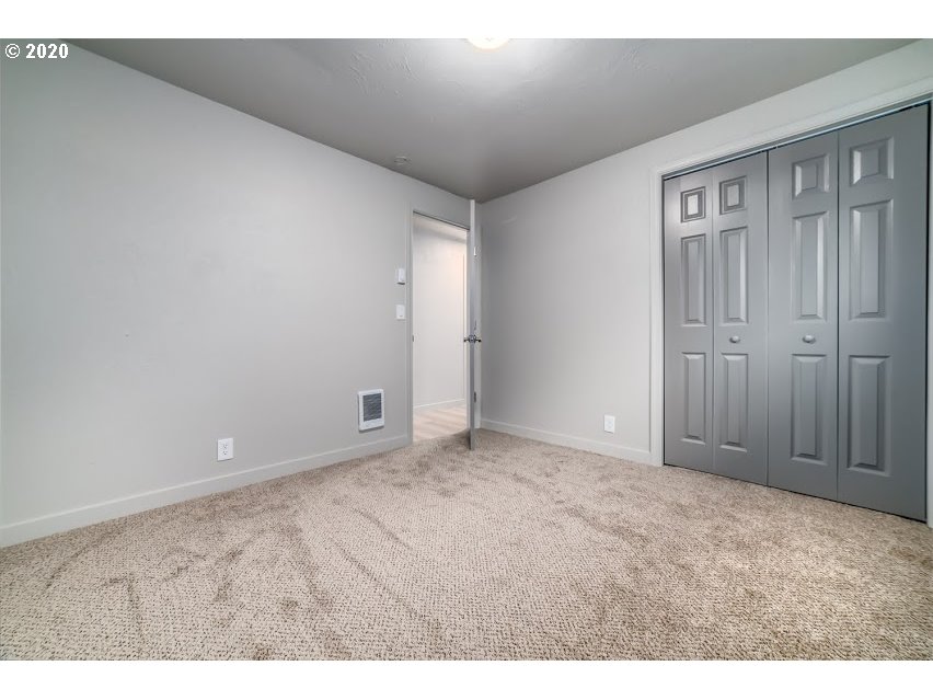 2146 9th Street Springfield, OR 97477 - Photo 27 of 32