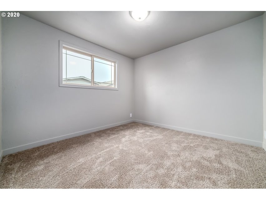 2146 9th Street Springfield, OR 97477 - Photo 28 of 32