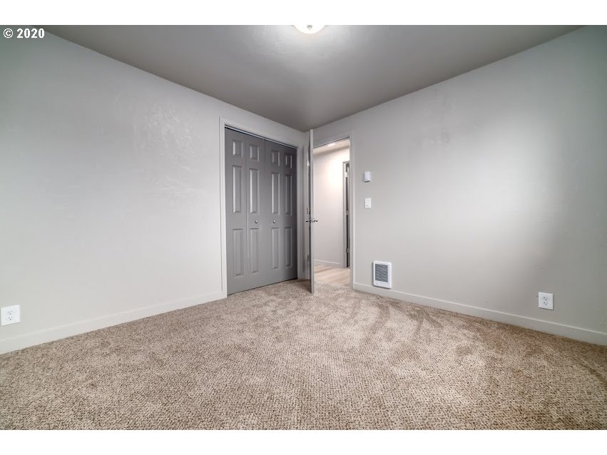2146 9th Street Springfield, OR 97477 - Photo 29 of 32