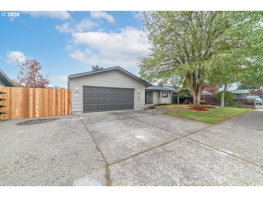 2146 9th Street Springfield, OR 97477 - Photo 4 of 32