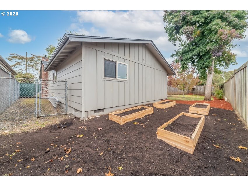2146 9th Street Springfield, OR 97477 - Photo 32 of 32