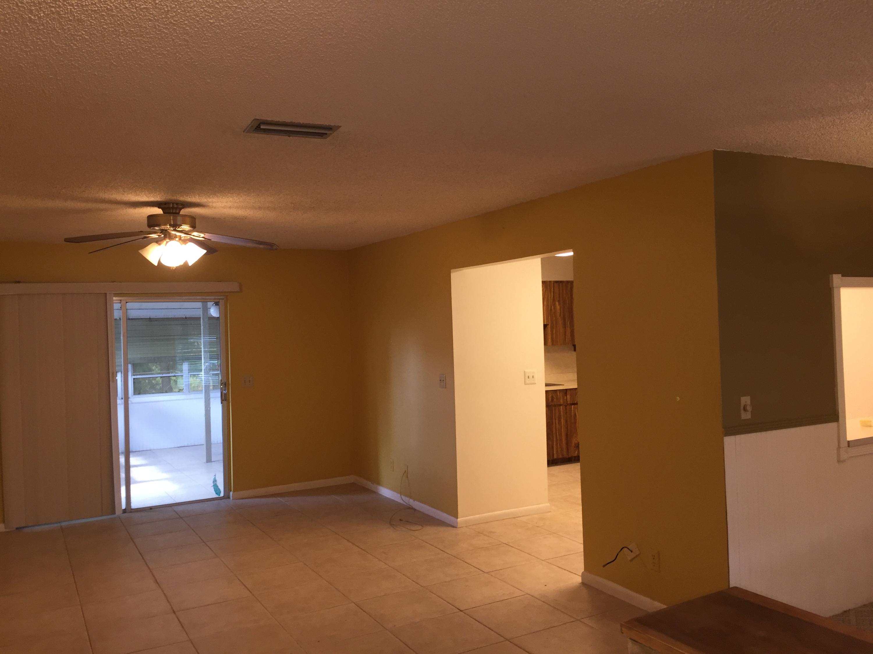 192 Bobwhite Road Royal Palm Beach, FL 33411 - Photo 5 of 35 IMG_3313
