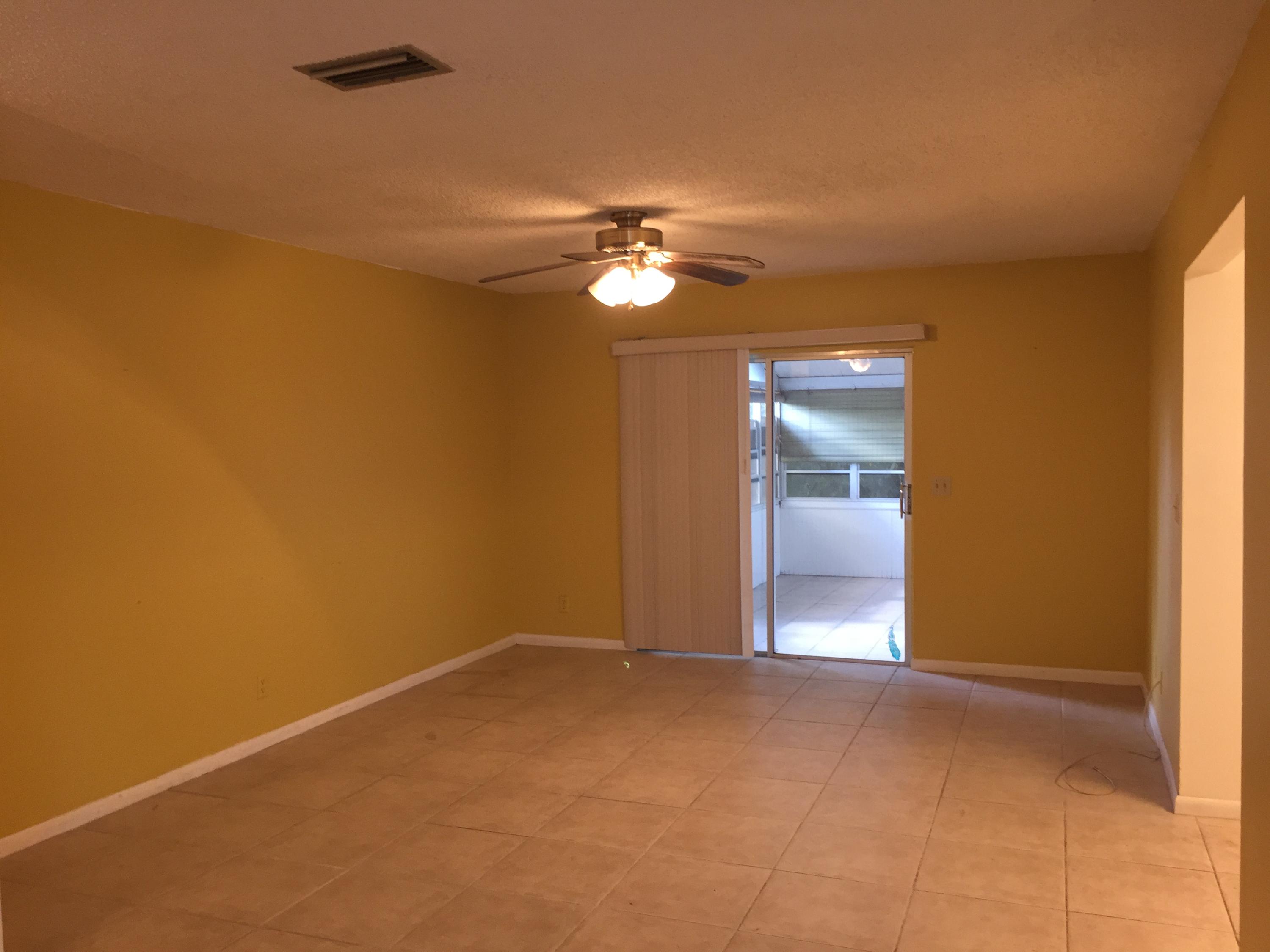 192 Bobwhite Road Royal Palm Beach, FL 33411 - Photo 7 of 35 IMG_3315