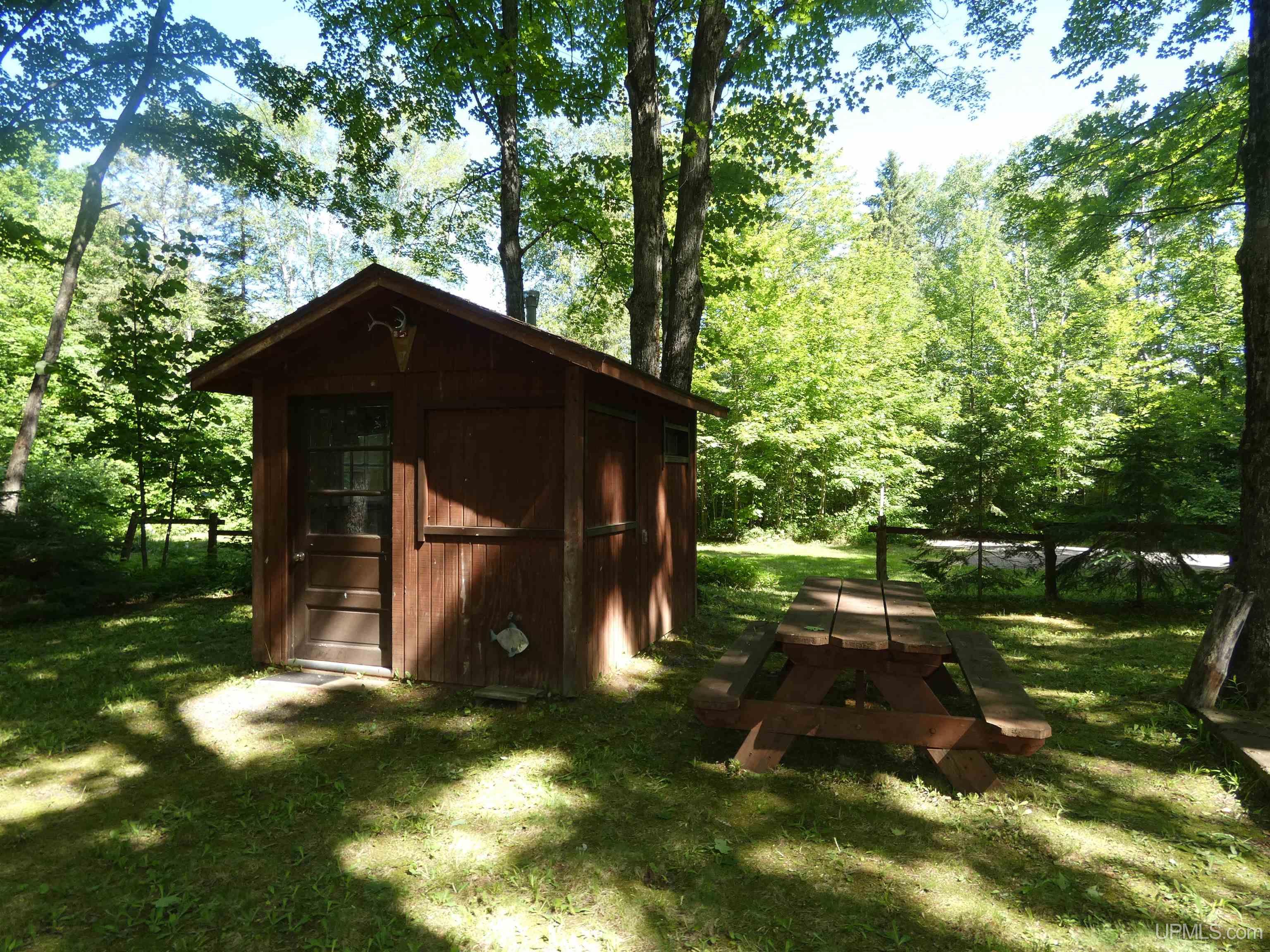5745 Calderwood Road Trout Creek, MI 49967 - Photo 6 of 23