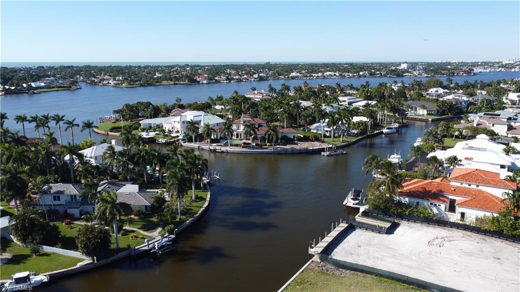 2470 Tarpon Road Naples, FL 34102 - Photo 2 of 5 Gallery Image 2