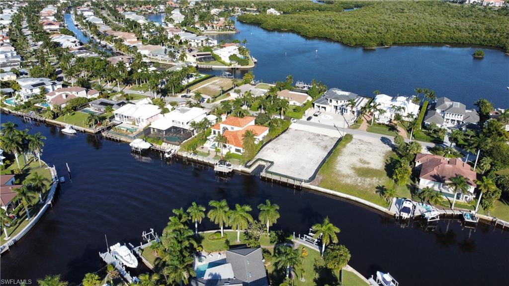 2470 Tarpon Road Naples, FL 34102 - Photo 4 of 5 Gallery Image 4