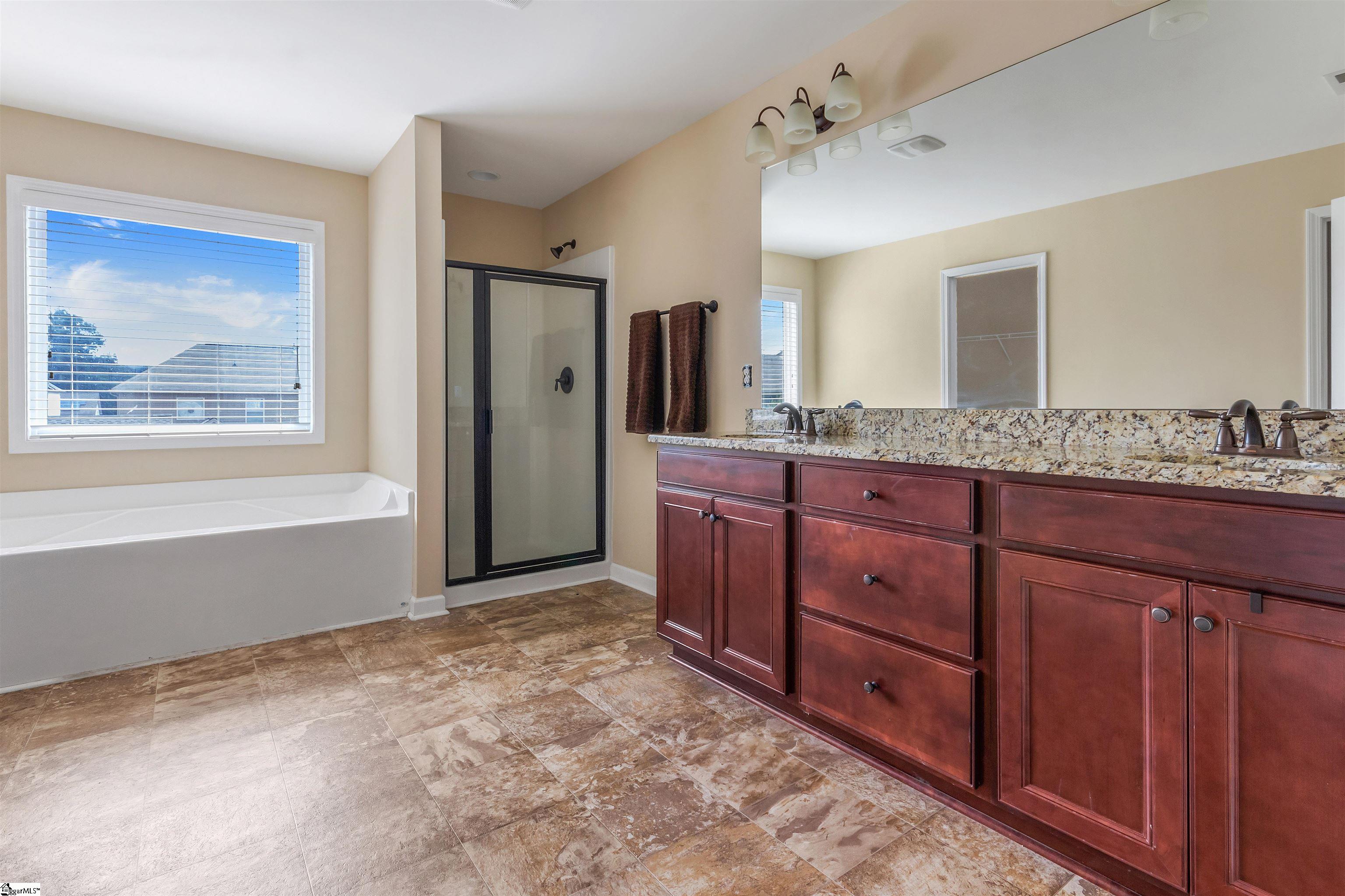 209 Marshfield Court Easley, SC 29642 - Photo 12 of 35