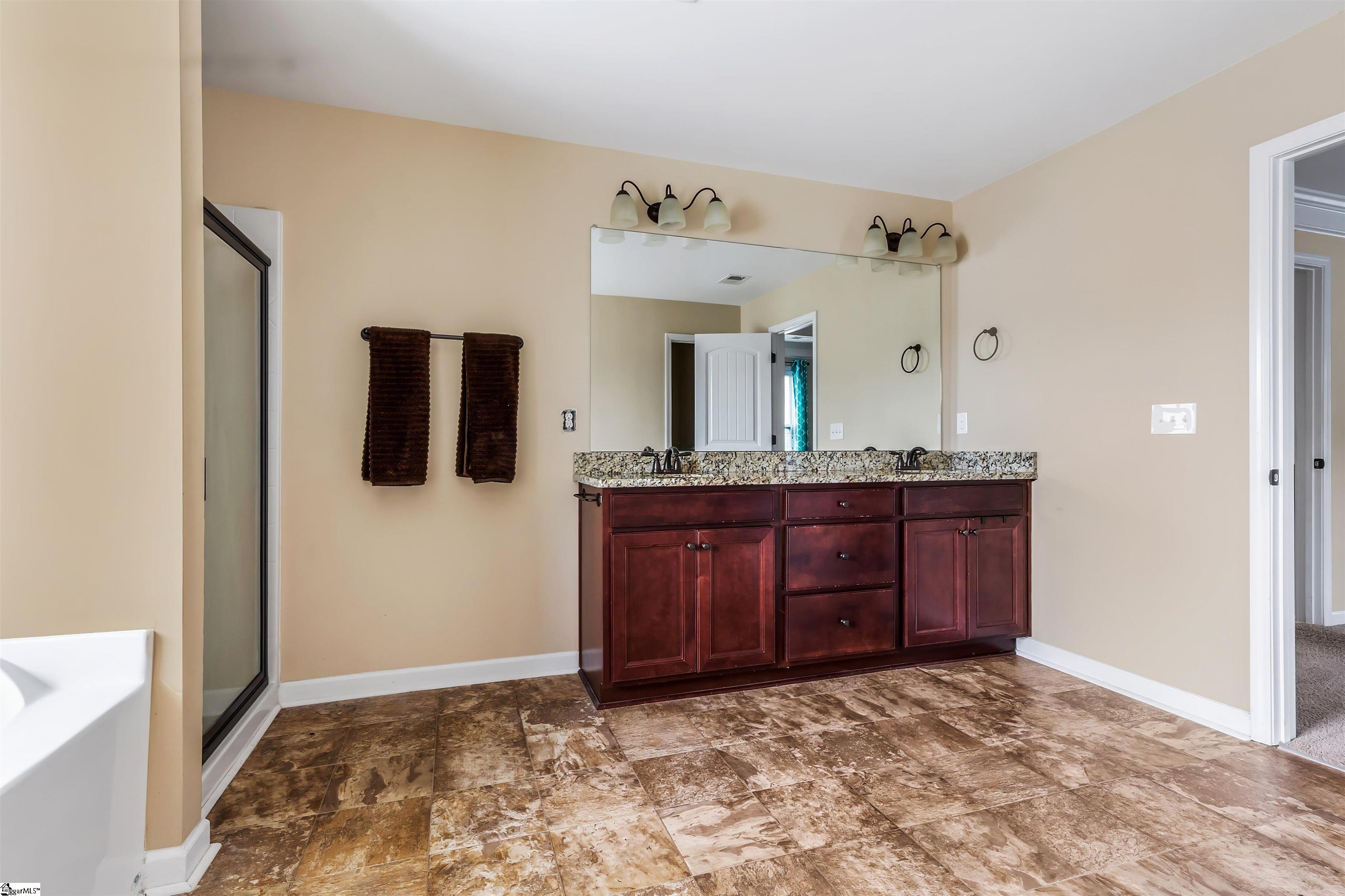 209 Marshfield Court Easley, SC 29642 - Photo 14 of 35