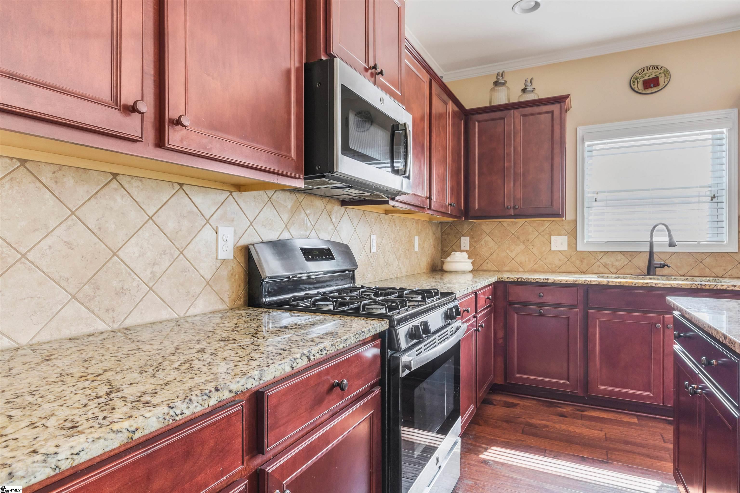 209 Marshfield Court Easley, SC 29642 - Photo 3 of 35