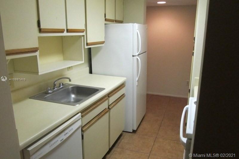 4381 West McNab Road, Unit 23 Pompano Beach, FL 33069 - Photo 1 of 8
