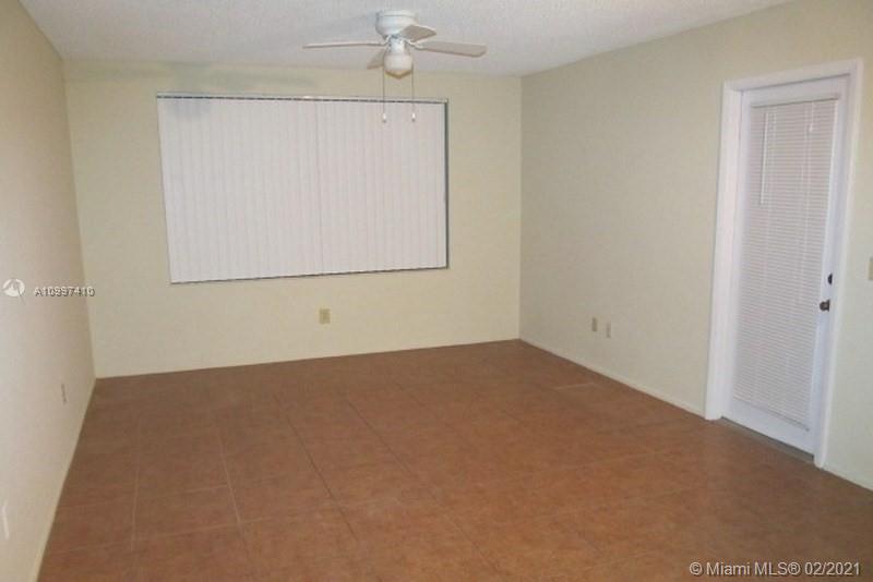 4381 West McNab Road, Unit 23 Pompano Beach, FL 33069 - Photo 4 of 8