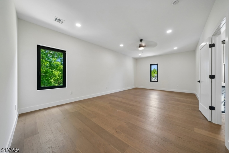 1804 Rutherford Street Rahway, NJ 07065 - Photo 23 of 36