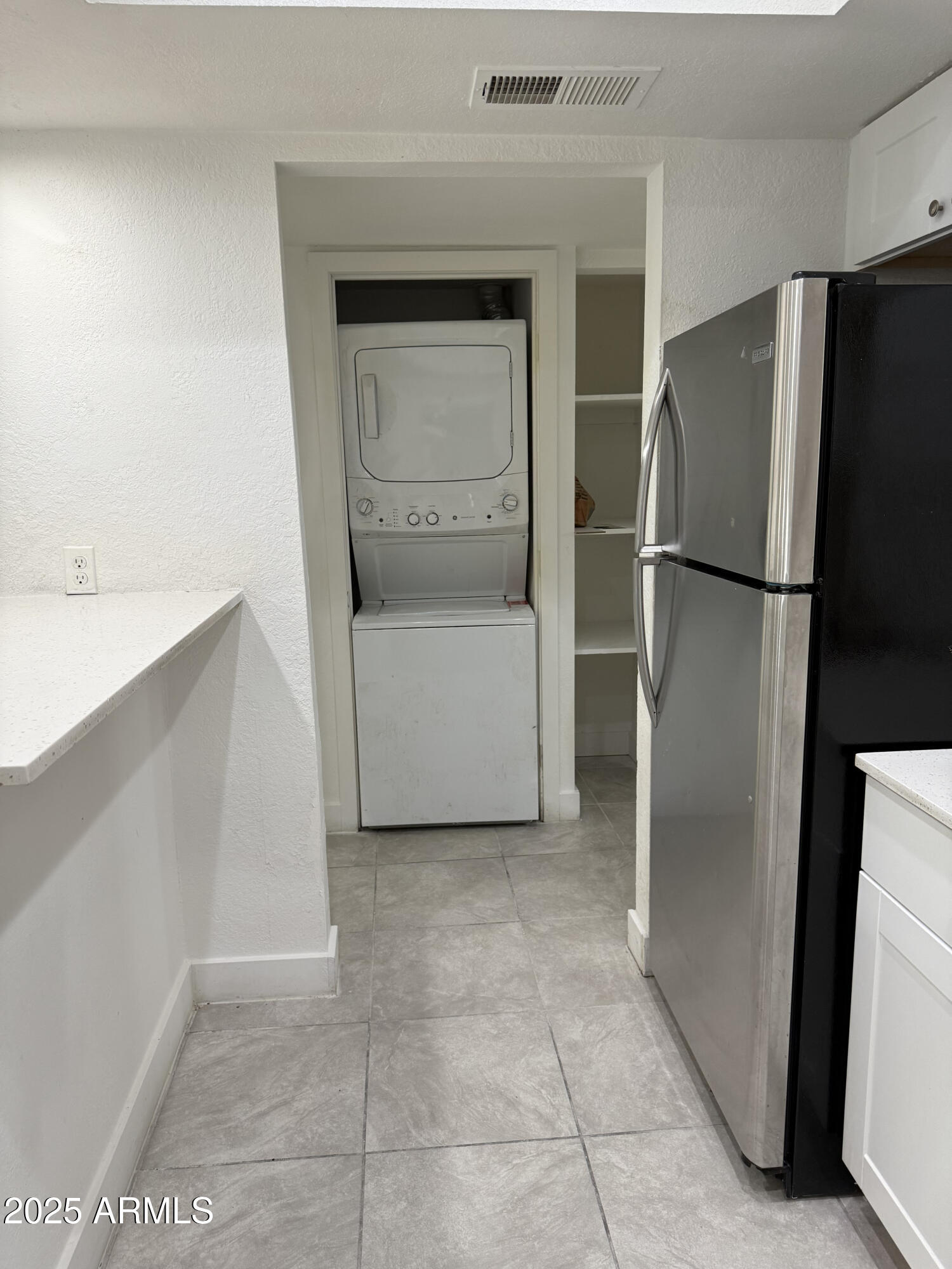 18202 Cave Creek Road, Unit 17S Phoenix, AZ 85032 - Photo 34 of 62 Laundry