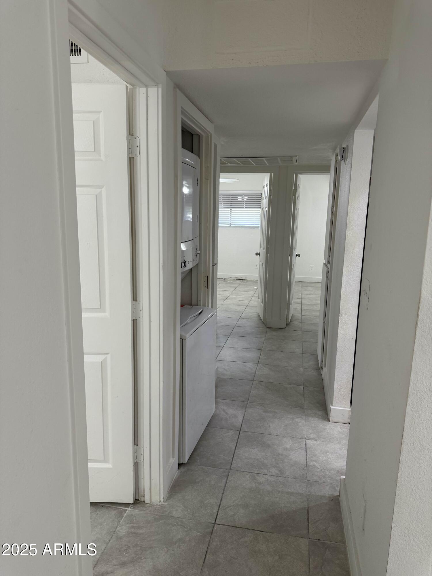 18202 Cave Creek Road, Unit 17S Phoenix, AZ 85032 - Photo 35 of 62 Hallway