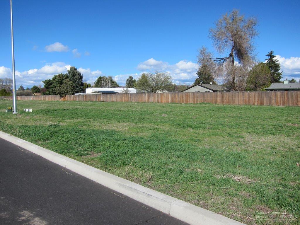 2647 Northeast Colleen Road Prineville, OR 97754 - Photo 2 of 4 Additional Photo