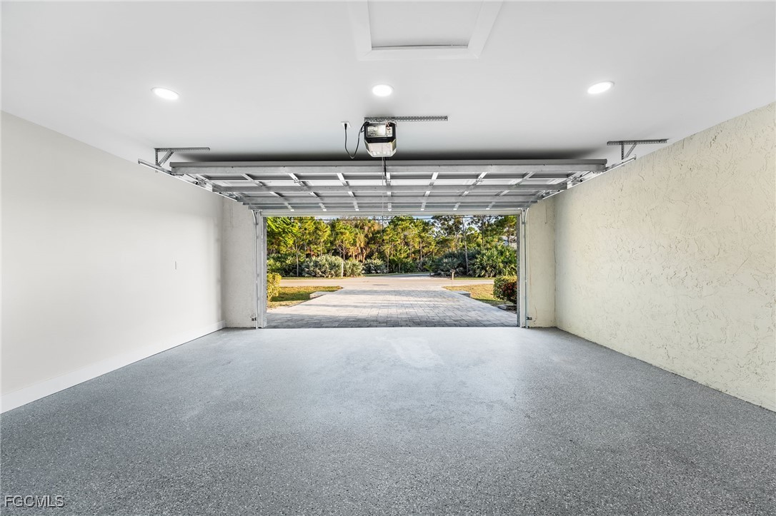 12860 Iona Road Fort Myers, FL 33908 - Photo 39 of 44 a view of room with garage