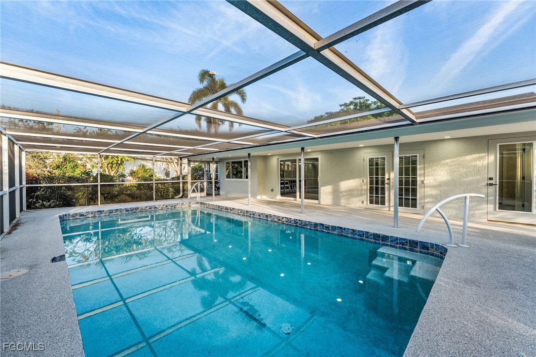 12860 Iona Road Fort Myers, FL 33908 - Photo 7 of 44