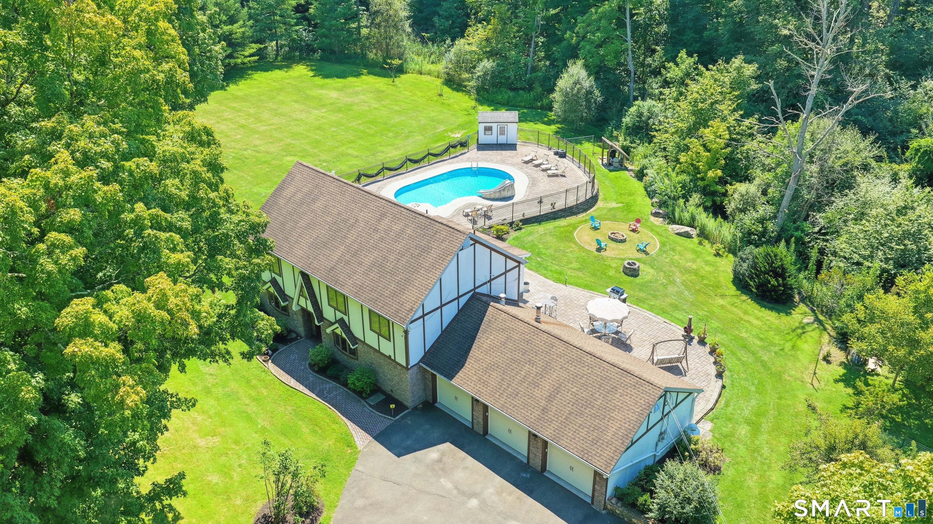 37 Tunnel Road Newtown, CT 06470 - Photo 2 of 39 Gallery Image 2