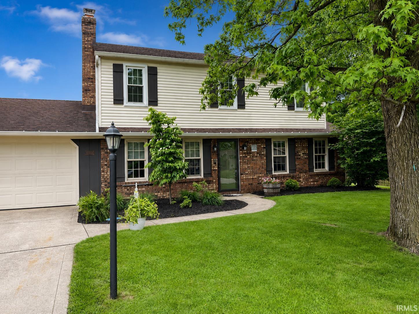 7716 Ridgeside Lane Fort Wayne, IN 46835 - Photo 2 of 18