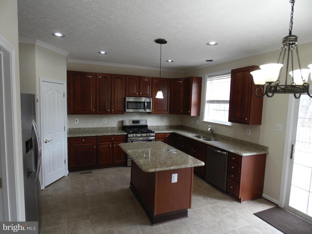 127 Spry Island Road Joppa, MD 21085 - Photo 11 of 30 Kitchen