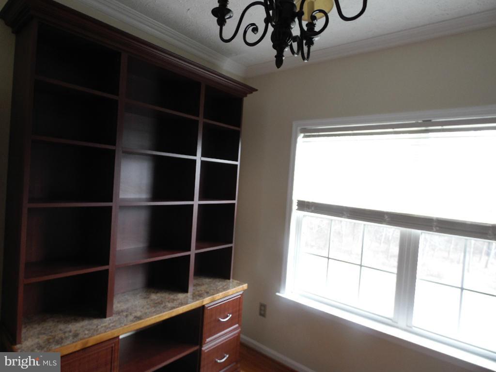 127 Spry Island Road Joppa, MD 21085 - Photo 9 of 30 Interior (General)
