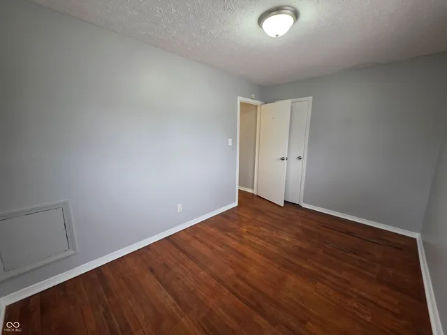 $1,095 | 86 South 6th Avenue, Beech Grove, IN 46107