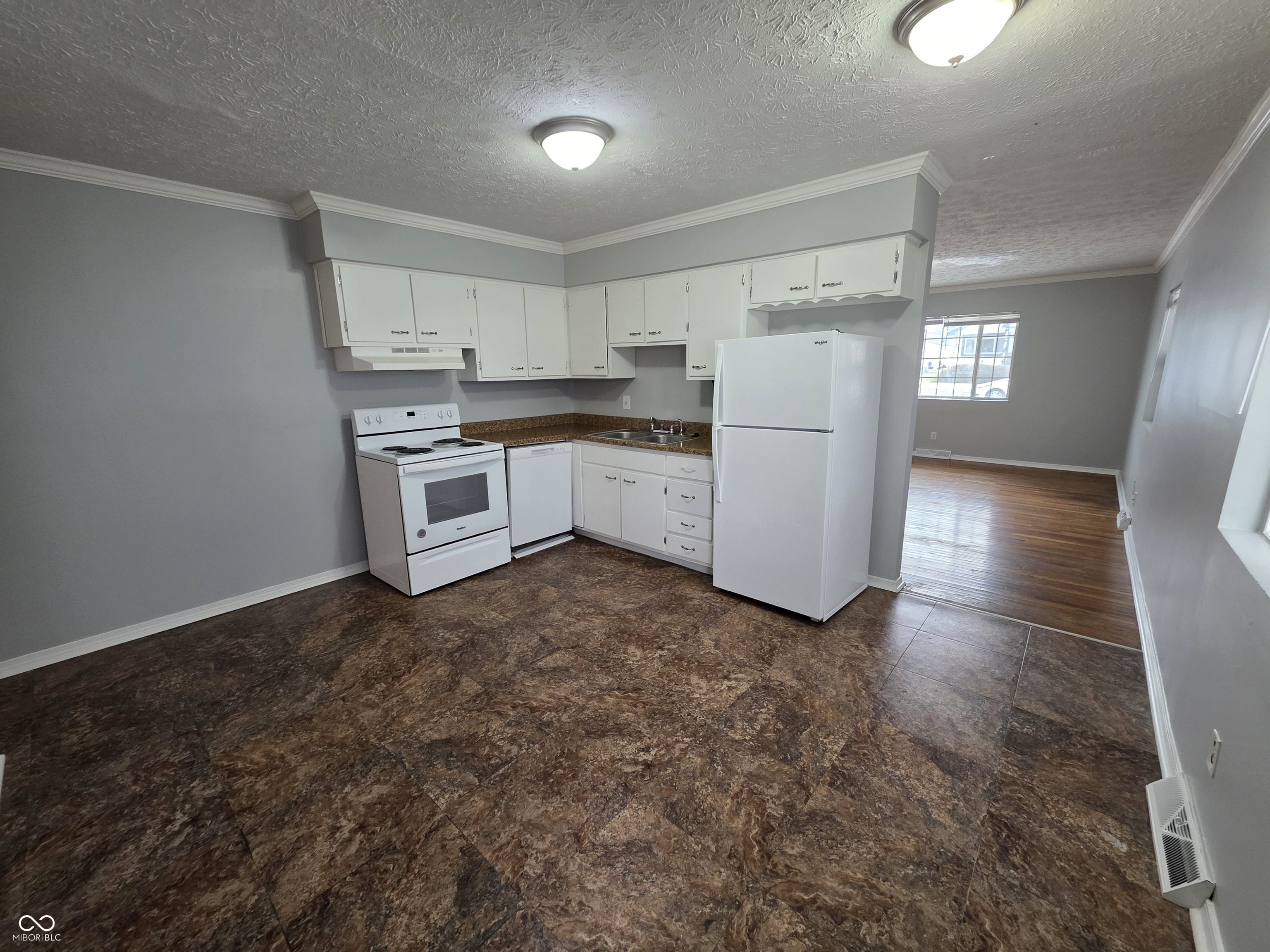 86 South 6th Avenue Beech Grove, IN 46107 - Photo 8 of 17