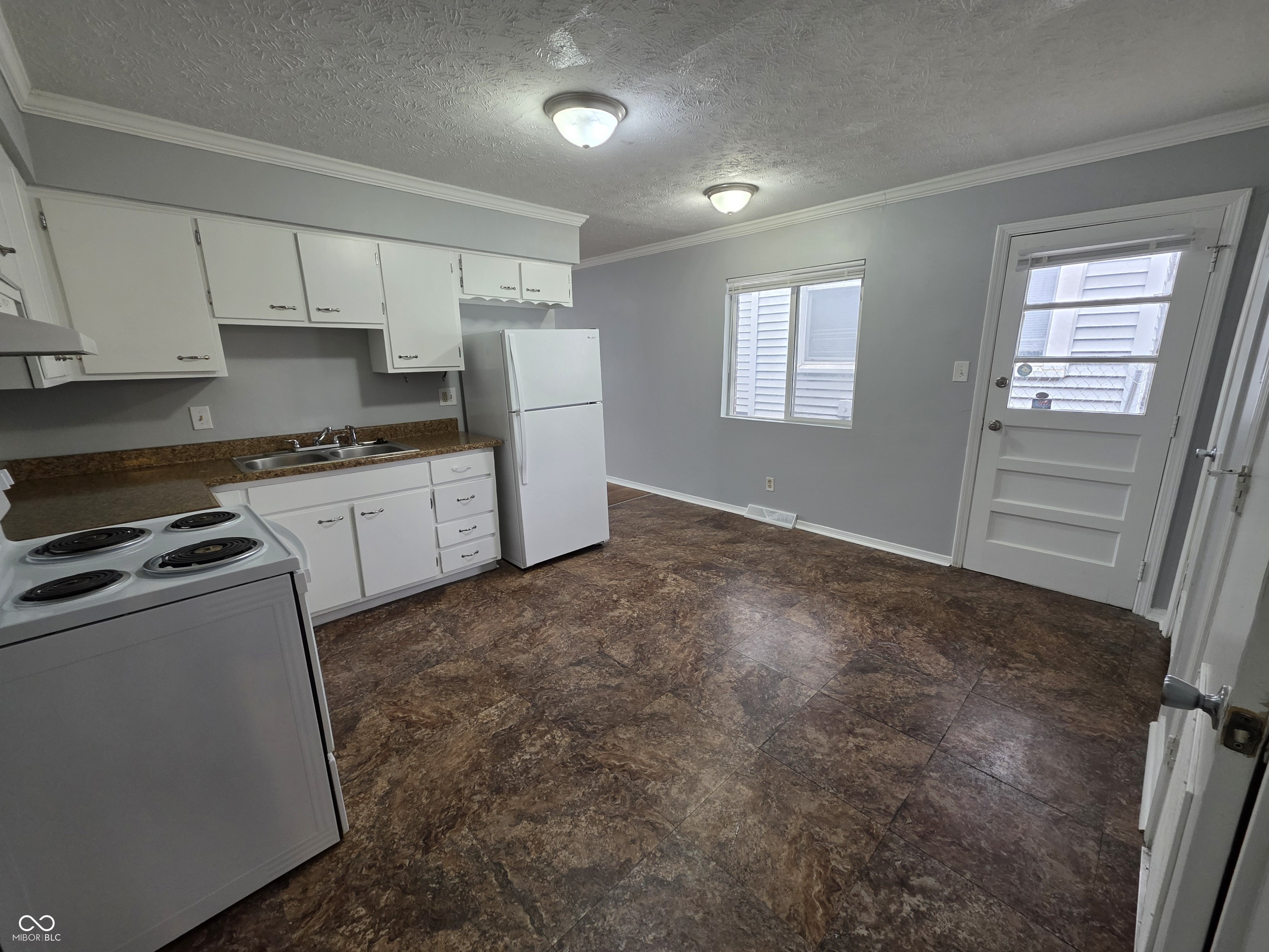 86 South 6th Avenue Beech Grove, IN 46107 - Photo 9 of 17