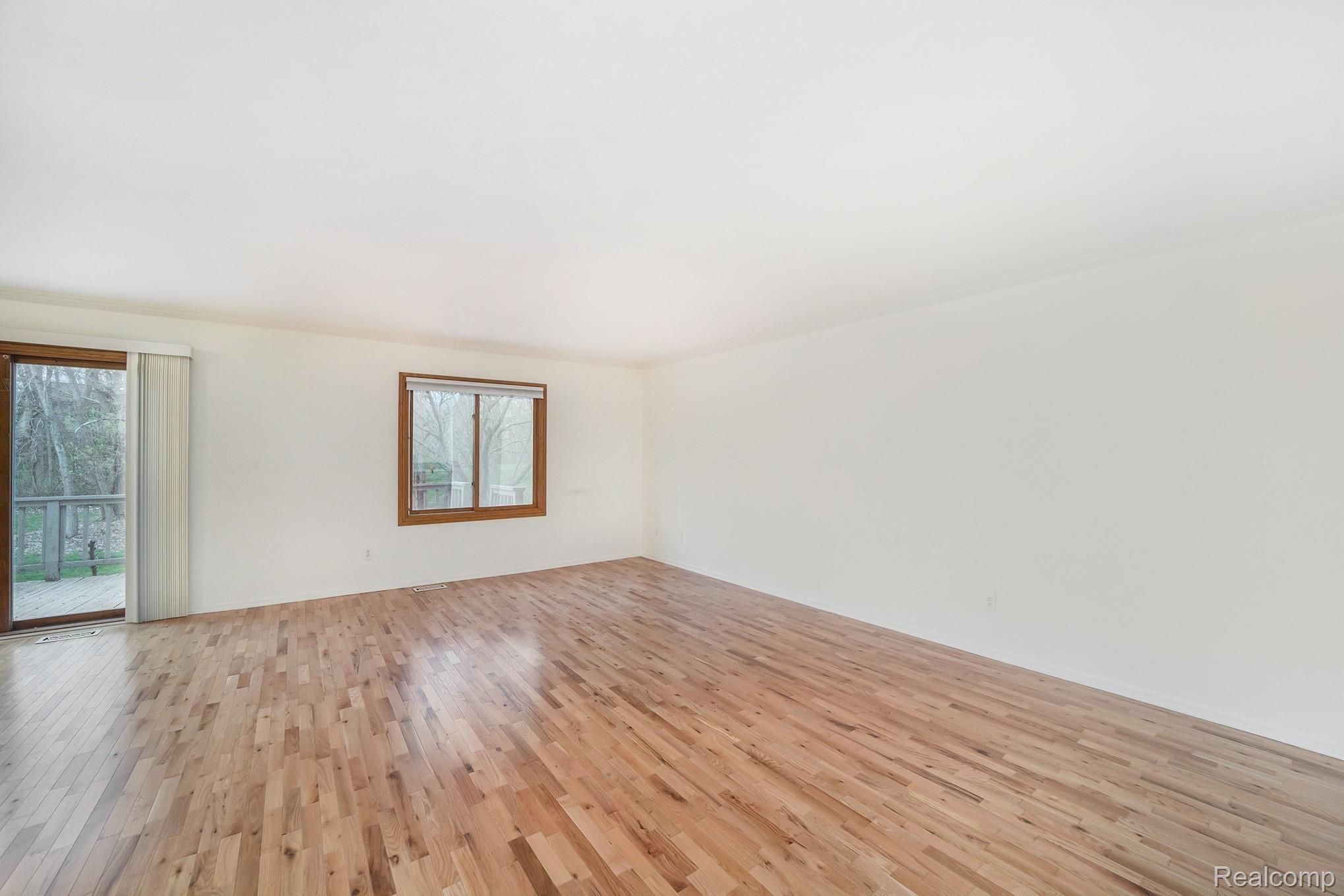 2139 Rochelle Park Drive, Unit 73 Rochester, MI 48309 - Photo 3 of 34 017A6397.jpg