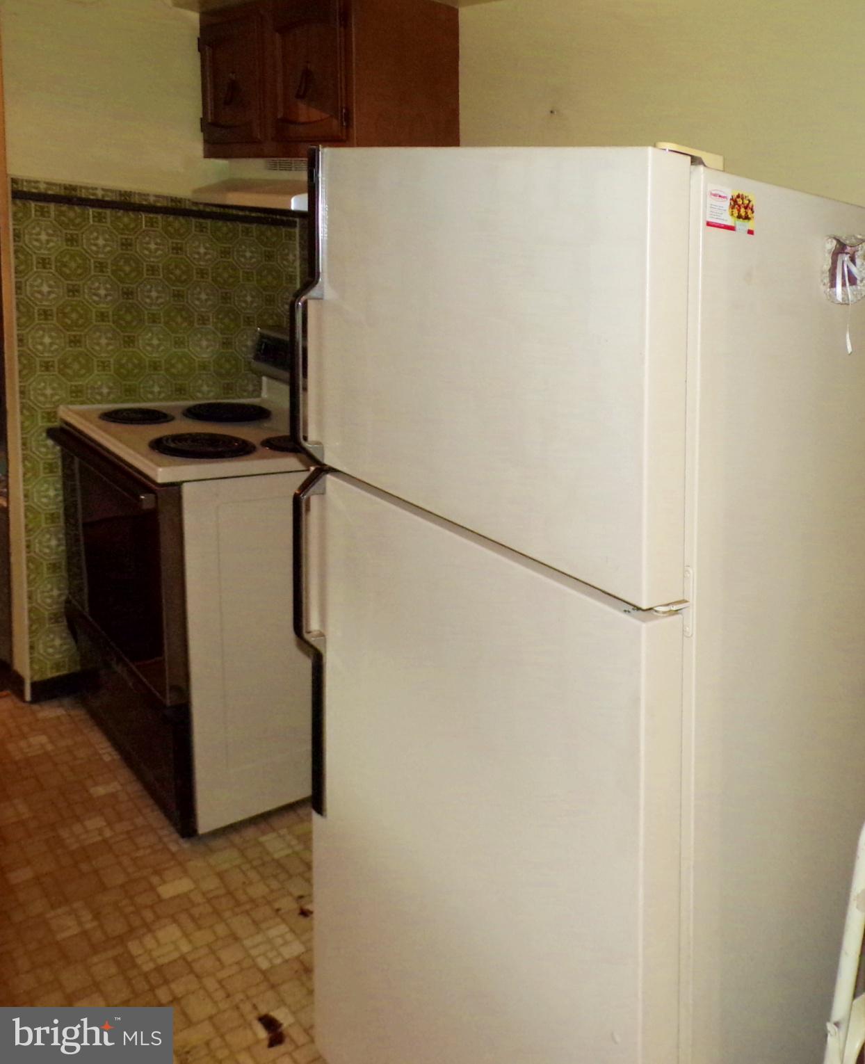25 Lea Road New Castle, DE 19720 - Photo 10 of 33 25 Lea Rd -Kitchen