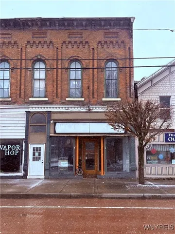 $90,000 | 30 Park Square, Franklinville, NY 14737