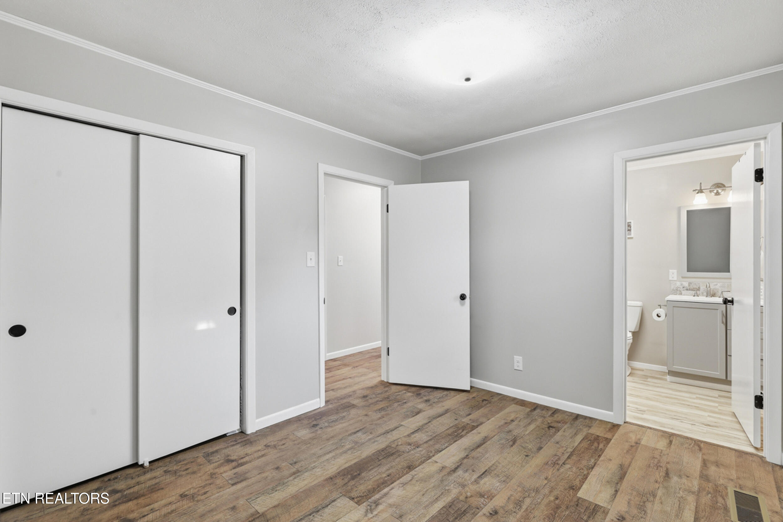819 Rutledge Pike Blaine, TN 37709 - Photo 28 of 40 43_819_rutledge_pike_0125