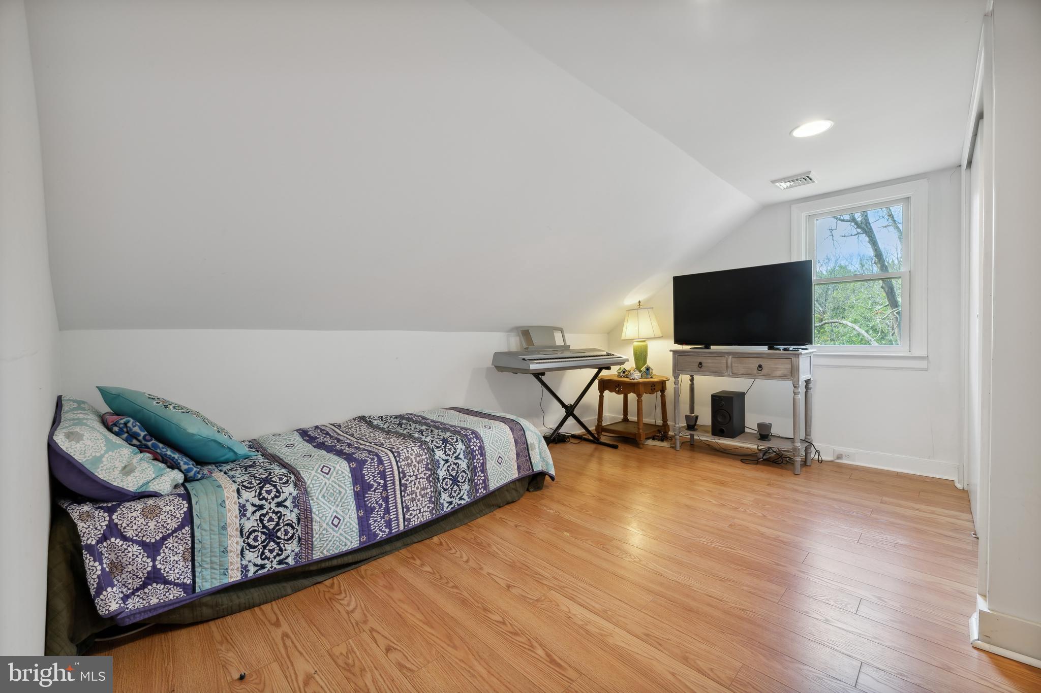 1391 Canal Road Princeton, NJ 08540 - Photo 20 of 29 Bedroom #3