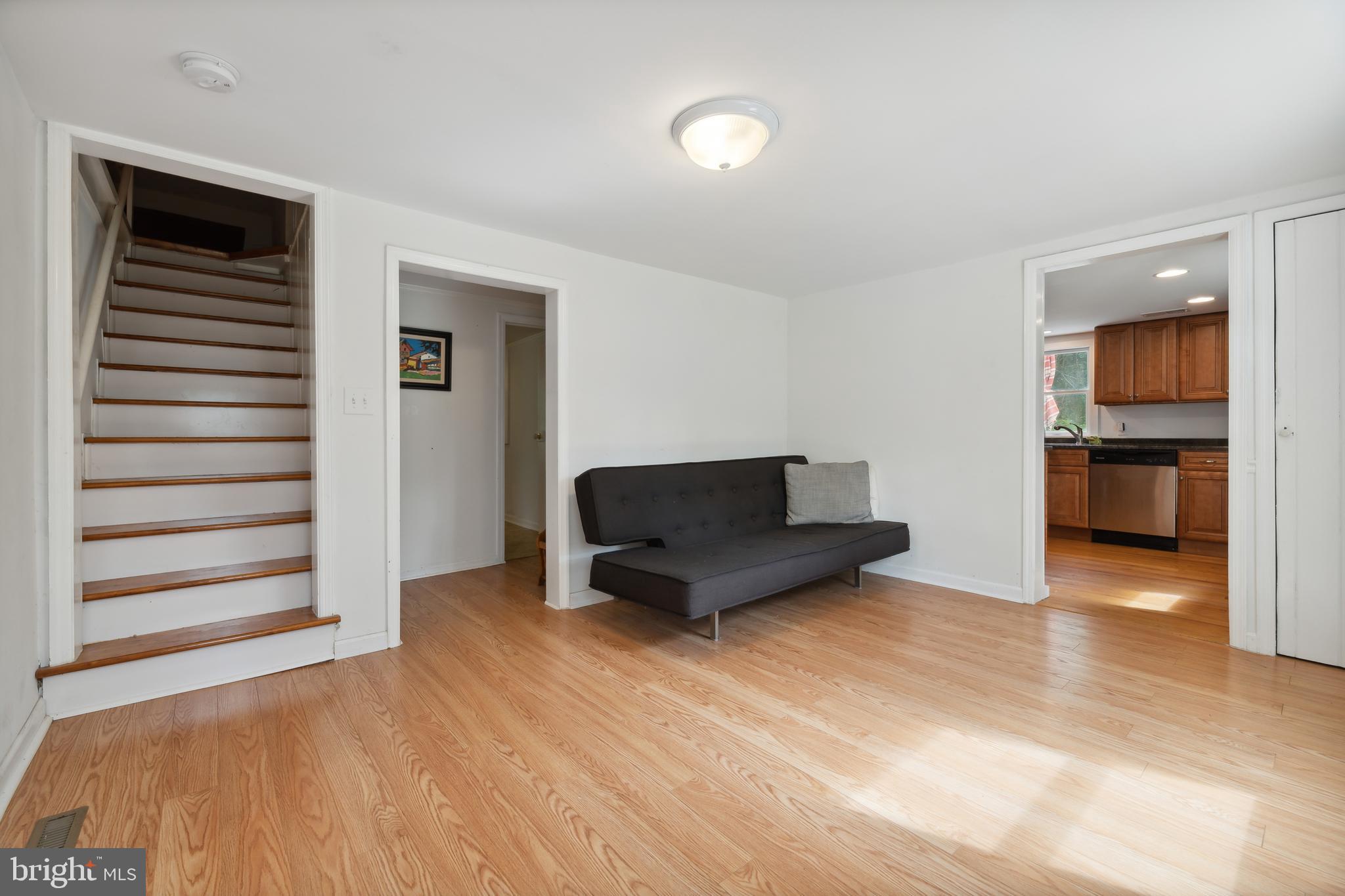 1391 Canal Road Princeton, NJ 08540 - Photo 4 of 29