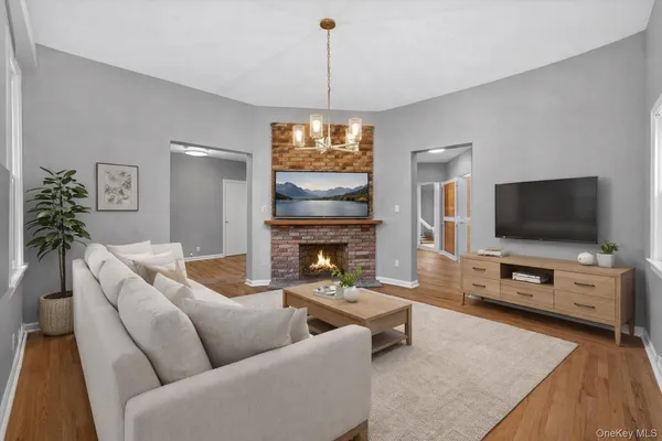 $5,600 | 4 Amackassin Terrace, Unit 1, Yonkers, NY 10703
