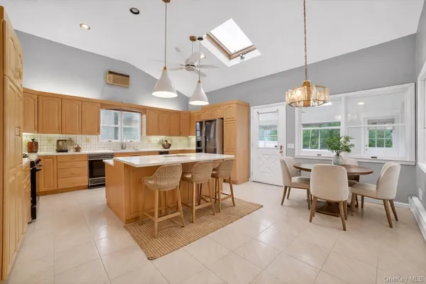$5,600 | 4 Amackassin Terrace, Unit 1, Yonkers, NY 10703