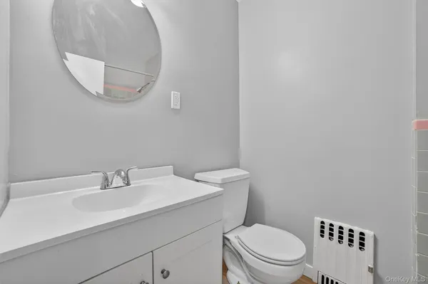$5,600 | 4 Amackassin Terrace, Unit 1, Yonkers, NY 10703