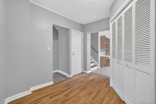 $5,600 | 4 Amackassin Terrace, Unit 1, Yonkers, NY 10703