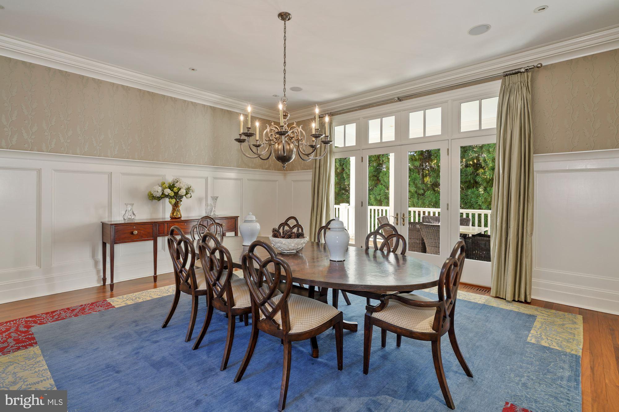 2960 Chain Bridge Road Northwest Washington, DC 20016 - Photo 12 of 40 Dining Room
