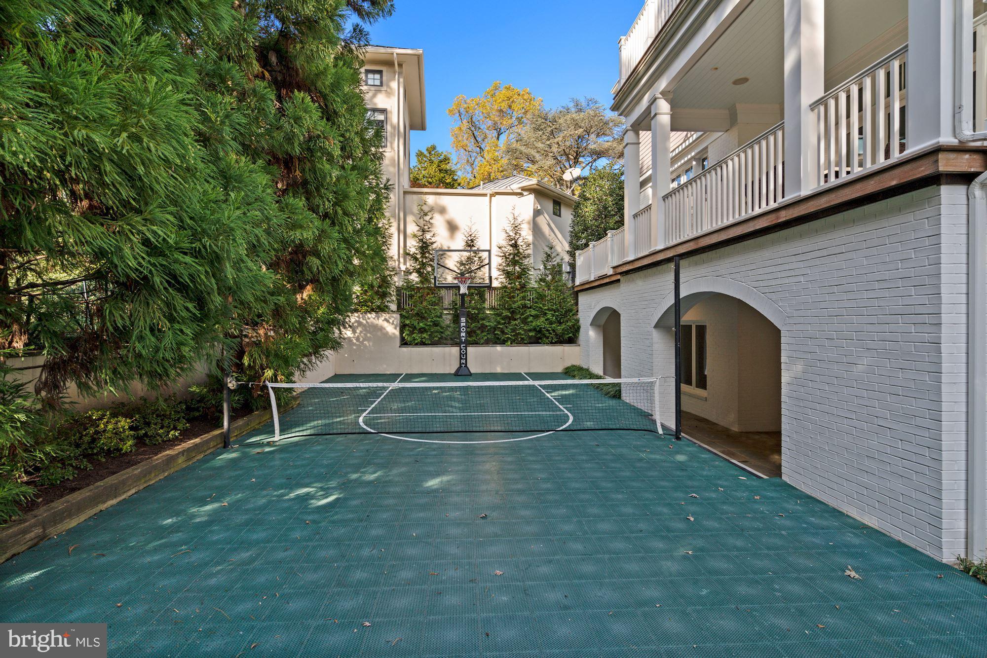 2960 Chain Bridge Road Northwest Washington, DC 20016 - Photo 37 of 40 Sport Court