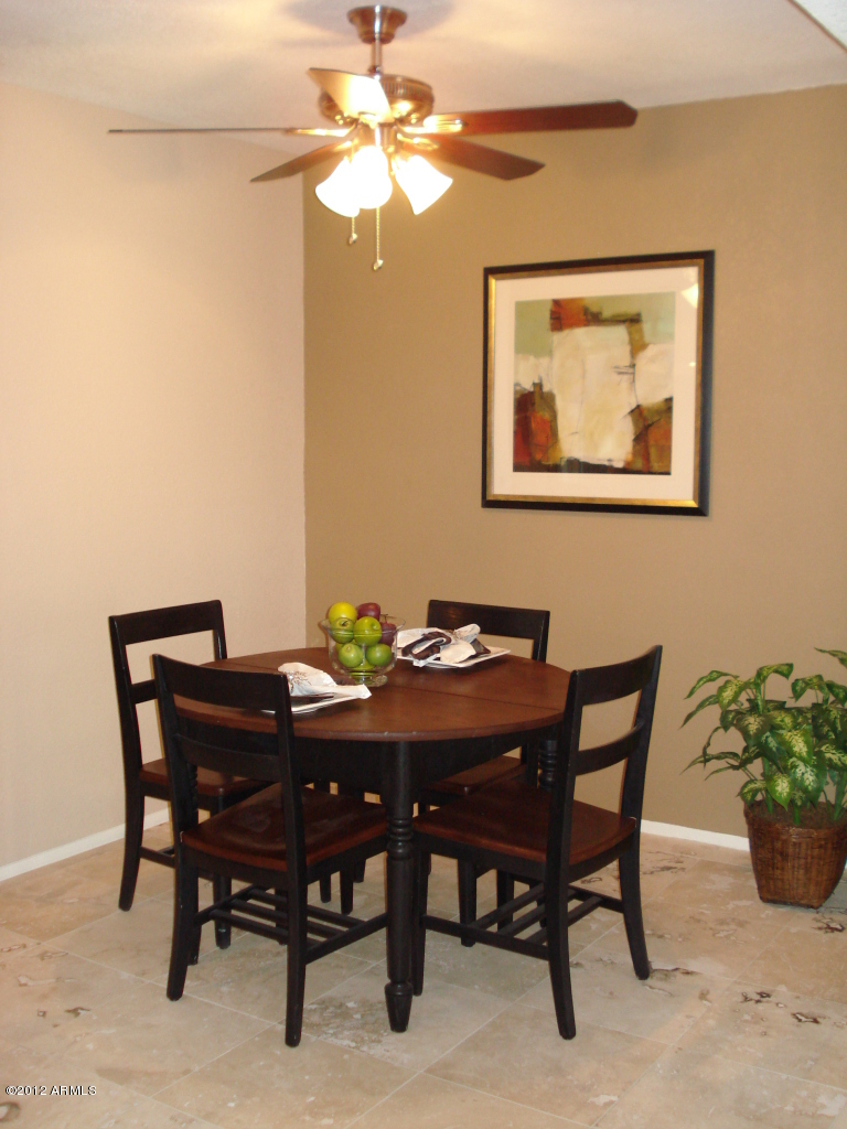 6157 North Granite Reef Road Scottsdale, AZ 85250 - Photo 4 of 29 Dining area
