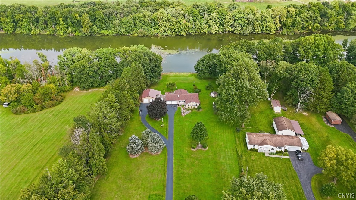 7070 Plainville Road Lysander, NY 13112 - Photo 3 of 44 Gallery Image 3