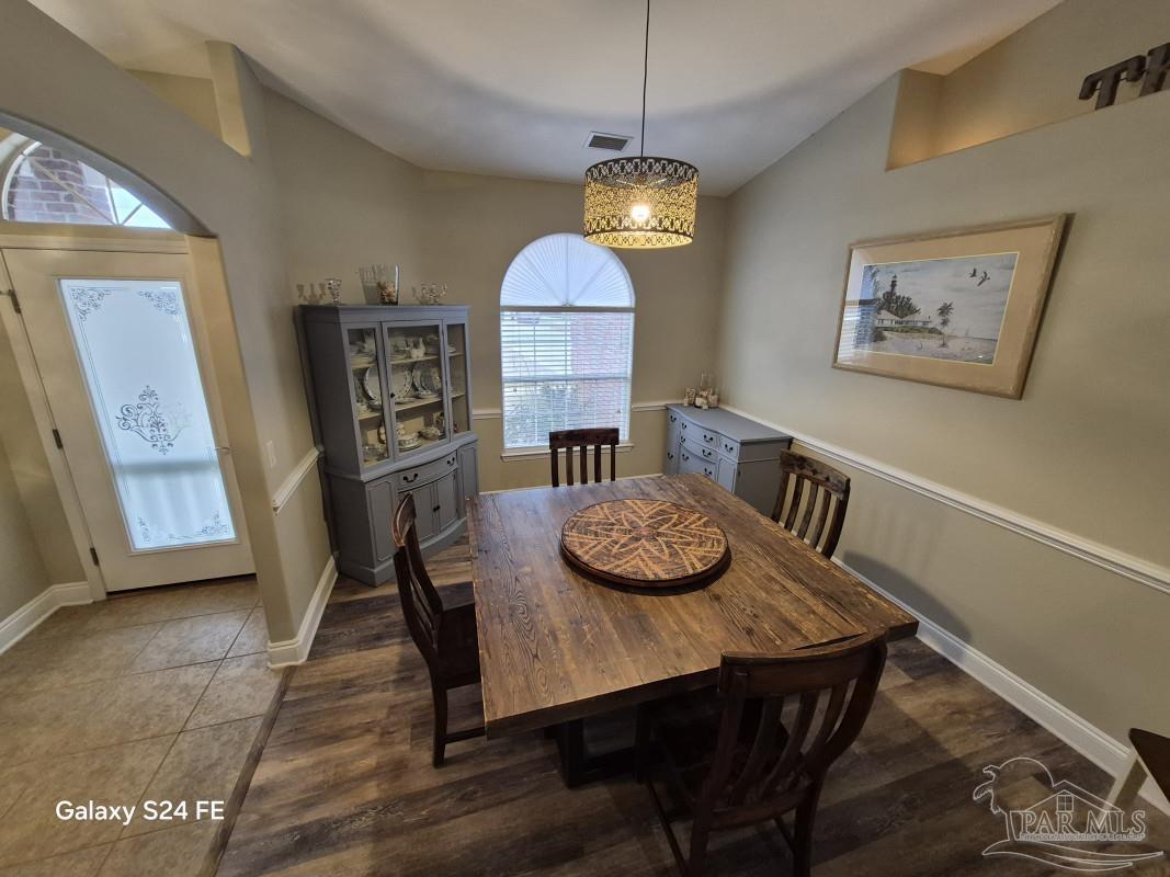 1960 Amhurst Court Navarre, FL 32566 - Photo 9 of 47