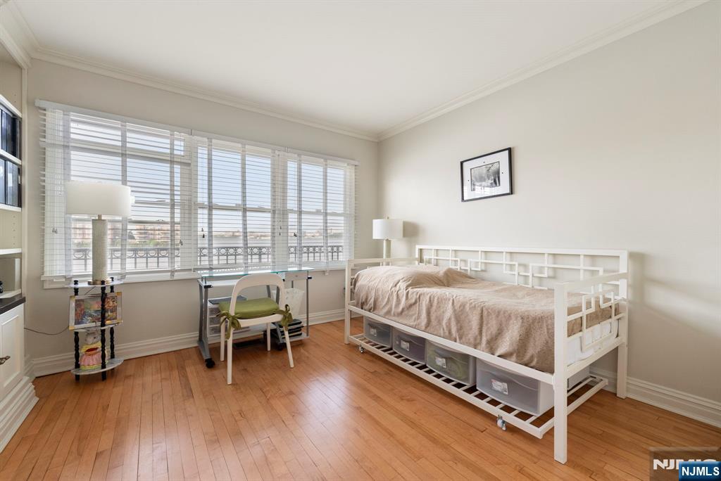 108 The Promenade, Unit 108 Edgewater, NJ 07020 - Photo 35 of 49