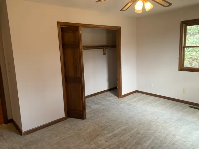 an empty room with an empty space