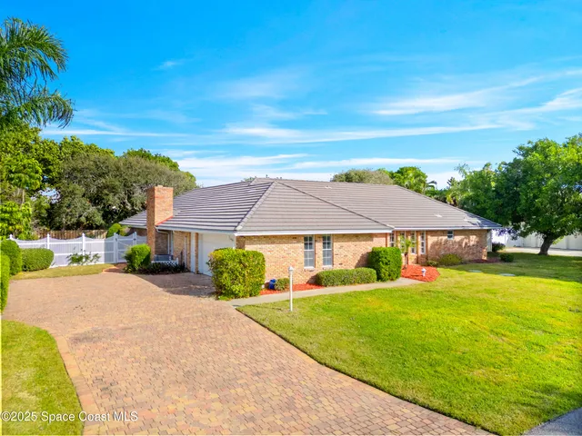 $735,000 | 202 River Walk Drive, Melbourne Beach, FL 32951