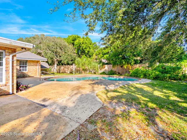 $735,000 | 202 River Walk Drive, Melbourne Beach, FL 32951