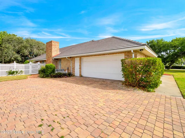 $735,000 | 202 River Walk Drive, Melbourne Beach, FL 32951