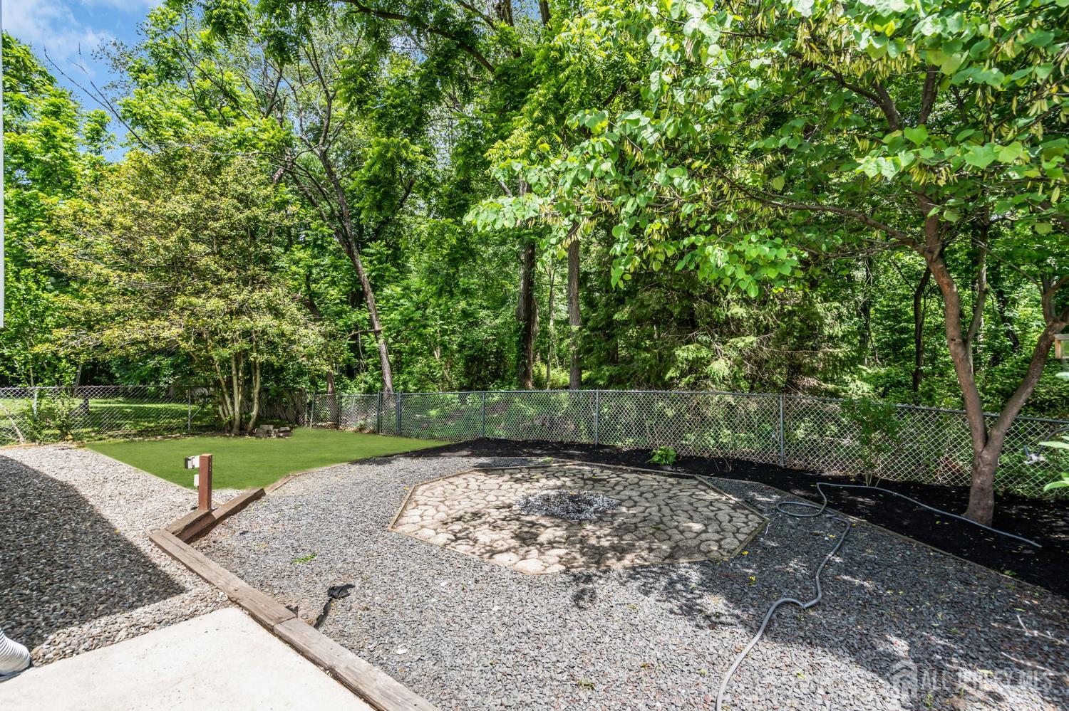 23 Old Forge Road Helmetta, NJ 08828 - Photo 26 of 34