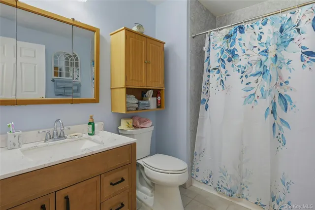 $579,000 | 54 Morley Circle, Melville, NY 11747